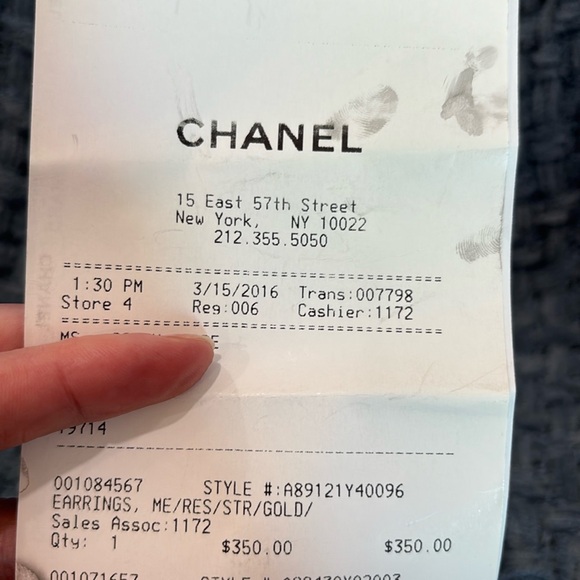 Chanel Black & White Resin Earrings - Picture 6 of 7